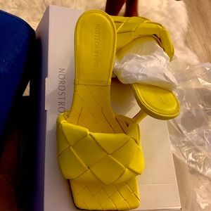 Brand new Authentic Bottega Venta heel  size 38 1/2